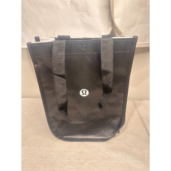Lululemon Reusable Bags Lot of 3 Tote 2 large 1 sm Foldable E Co - Picture 4 of 7
